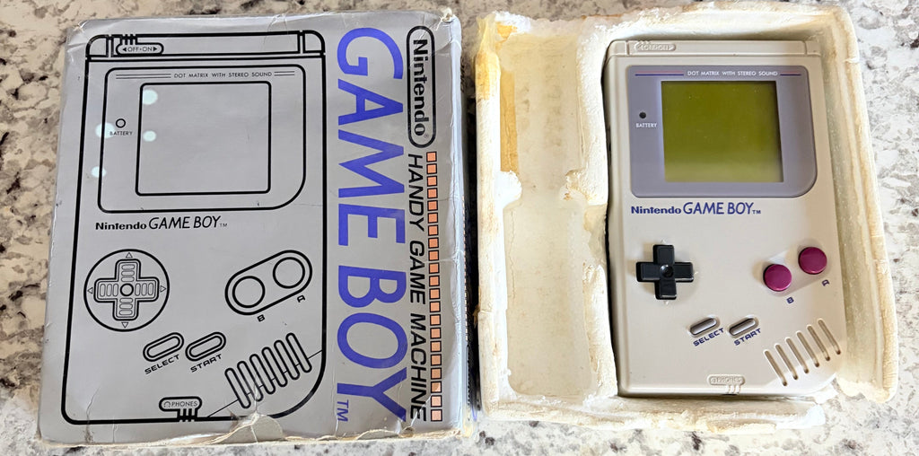 Nintendo Game Boy CIB w/ 2 Games